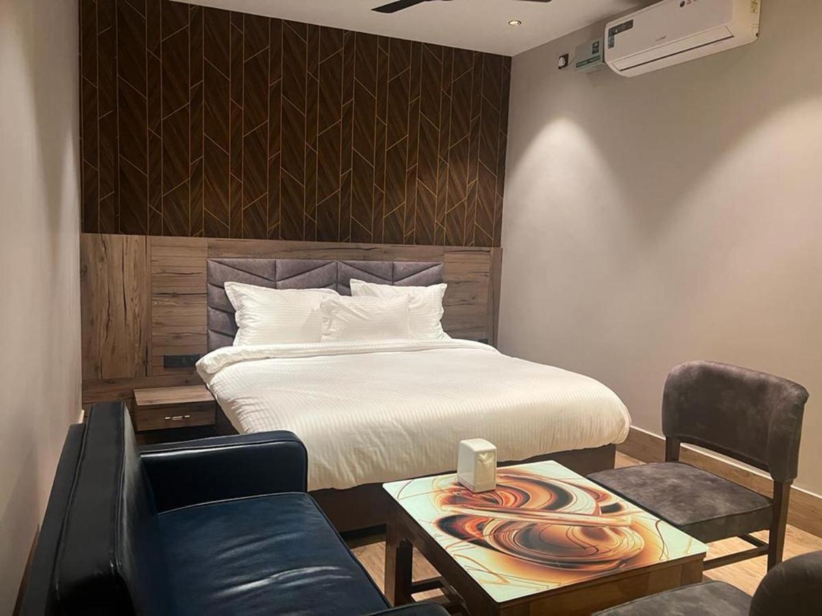 Hotel Ventures Inn Амрітсар Екстер'єр фото